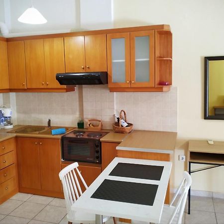 Oscar Studio Kalamata City Centre ภายนอก รูปภาพ