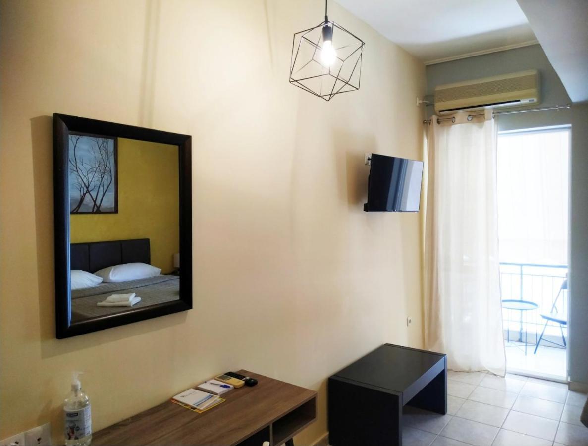 Oscar Studio Kalamata City Centre ภายนอก รูปภาพ